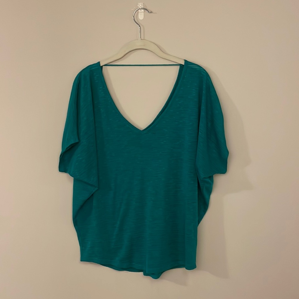 Express teal top